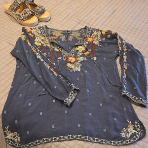 Johnny Was Gray Embroidered V-Neck Tunic